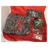 Bag of Assorted Costume Jewelry - Keychains