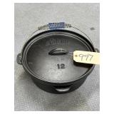 Lodge Cast Iron Pot w/Lid #12