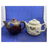 2 Pcs - Porcelain Teapots