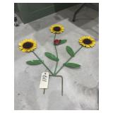 Matal Painted Yard Art - Flowers 27 "