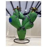 Metal Painted Yard Art Cactus 18"