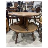 Wooden Table w/Shelf 29"Dia x 27"H