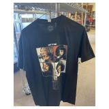 5 - Sz M Graphic Tees