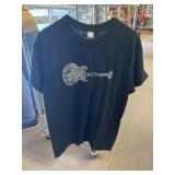 5 - Sz M Graphic Tees