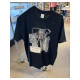 5 - Sz M Graphic Tees