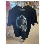 5 - Sz M Graphic Tees