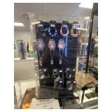 Showcase w/Pendants - Bracelets - Keychains