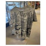 5 - Sz M Graphic Tees