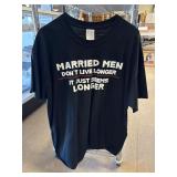 5 - Sz L Graphic Tees