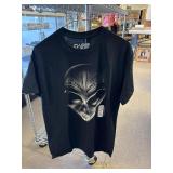 5 - Sz M Graphic Tees