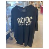 5 - Sz 2X Graphic Tees