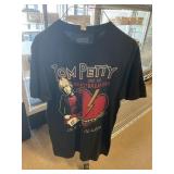 5 - Sz S Graphic Tees