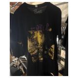 5 - Assorted Graphic Tees Sz M