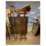 Wood Display w/Arias Forest Green Chime