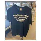 5 - Sz M Graphic Tees