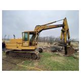 John Deere 690B Track Excavator - Hyd Thumb