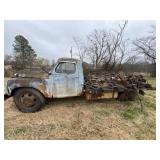 Yr Unk Studebaker Transtar Deluxe Flatbed Truck