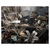 Metal Work Bench w/4' Vise 6ft L x 31'W x 36'H