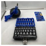 3 Ct. Kobalt Tool Lot - (1) 25 Ft. Drum Snake Auge