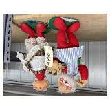 2 Pcs - Vintage Santa & Mrs. Claus Figures