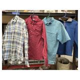 4 Mens Shirts sz. L