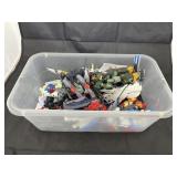 Plastic Tote w/Plastic Toy People