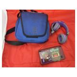 Nintendo DS w/carrying case & headphones