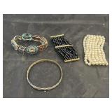 4 braclets