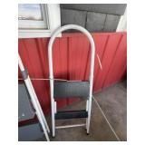 2-Step Metal Folding Ladder