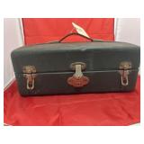 Metal tacklebox w/tackle