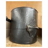 3 Wigs - Styrofoam Head - Hat Box