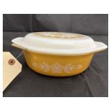 Vintage Pyrex Casserole Dish w/Lid