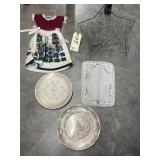 Wire Basket, decorative plates & hand towels
