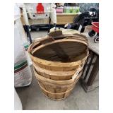 6 Pcs - Vintage Fruit Baskets & Lids