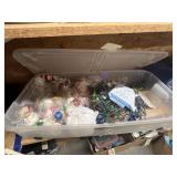 Plastic Tote w/Christmas Ornaments & Dï¿½cor