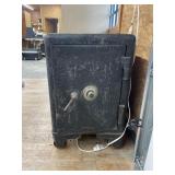 Vintage Safe on Wheels 20'L x 24'W x 32'H