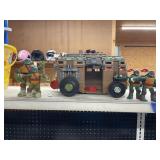TMNT vehcile & action figures
