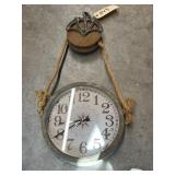 Clock/Pulley Dï¿½cor