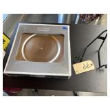 4 Pcs - Arctic Solstice Chargers - NIB & Display S