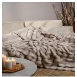 Mon Chateau 60x70" Dream Faux Fur Throw Marble Pr