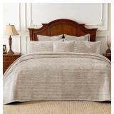 3 Piece Luxurious Velvet Quilt Set - (1) King Quil