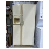 GE Profile Side by Side Refrigerator/Freezer