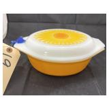 Pyrex Casserole Dish w/Divided Lid