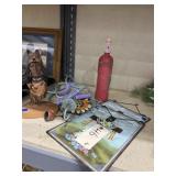 Pile of Wall Dï¿½cor - Native American Figurine