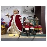 Lighted Mrs. Clause 23'H & Christmas Santa