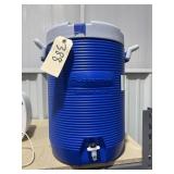 Rubbermaid Insulated Drink Dispenser