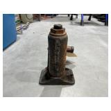 Floor Jack - no handle