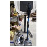 Black & Decker Handheld Vacuum & Vacuum