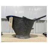 Ash Bucket w/Metal Brackets