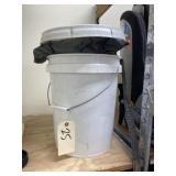 Bucket w/Tarps